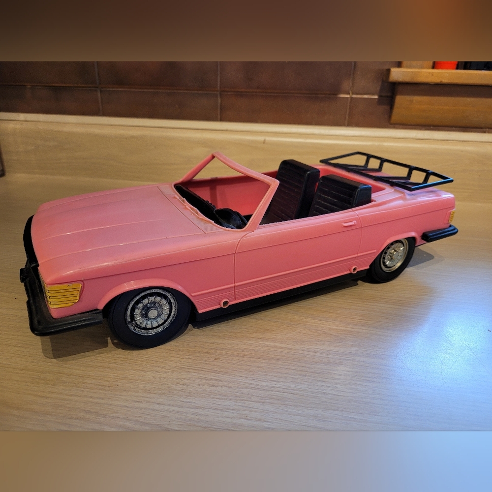 Vintage 1983 Meritus MERCEDES BENZ pink Convertible